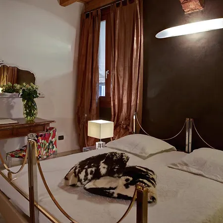 Il Vicolo 4* Verona