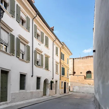 Il Vicolo 4* Verona