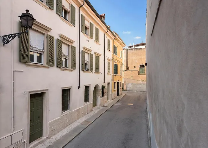 Il Vicolo 4* Verona