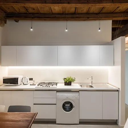 Ξενοδοχείο με διαμερίσματα Il Vicolo Βερόνα