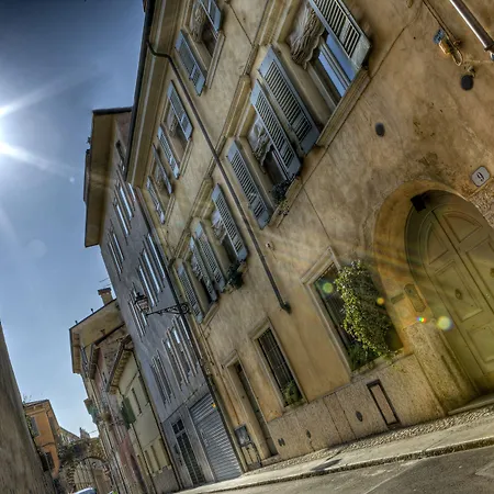 Ξενοδοχείο με διαμερίσματα Il Vicolo Βερόνα